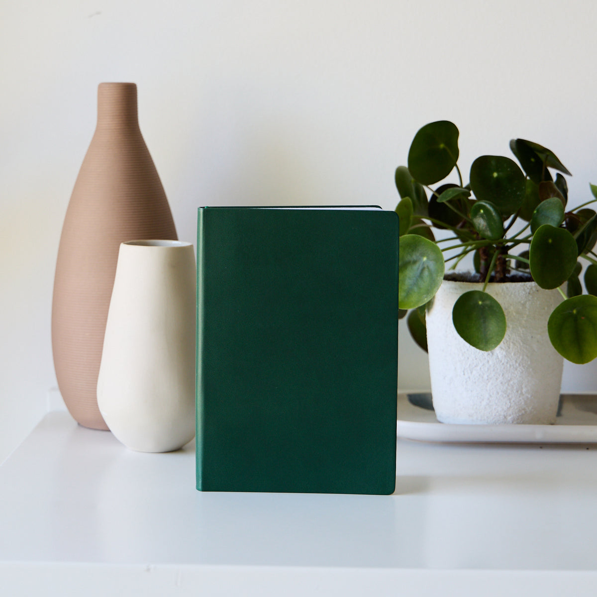 Daily Orders Diary A5 / Green Diary A5 | Undated | Green